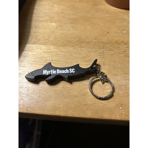 Myrtle Beach Shark Key Chain Metal Black‎ South Carolina Souvenir Bottle Opener - Picture 1 of 4